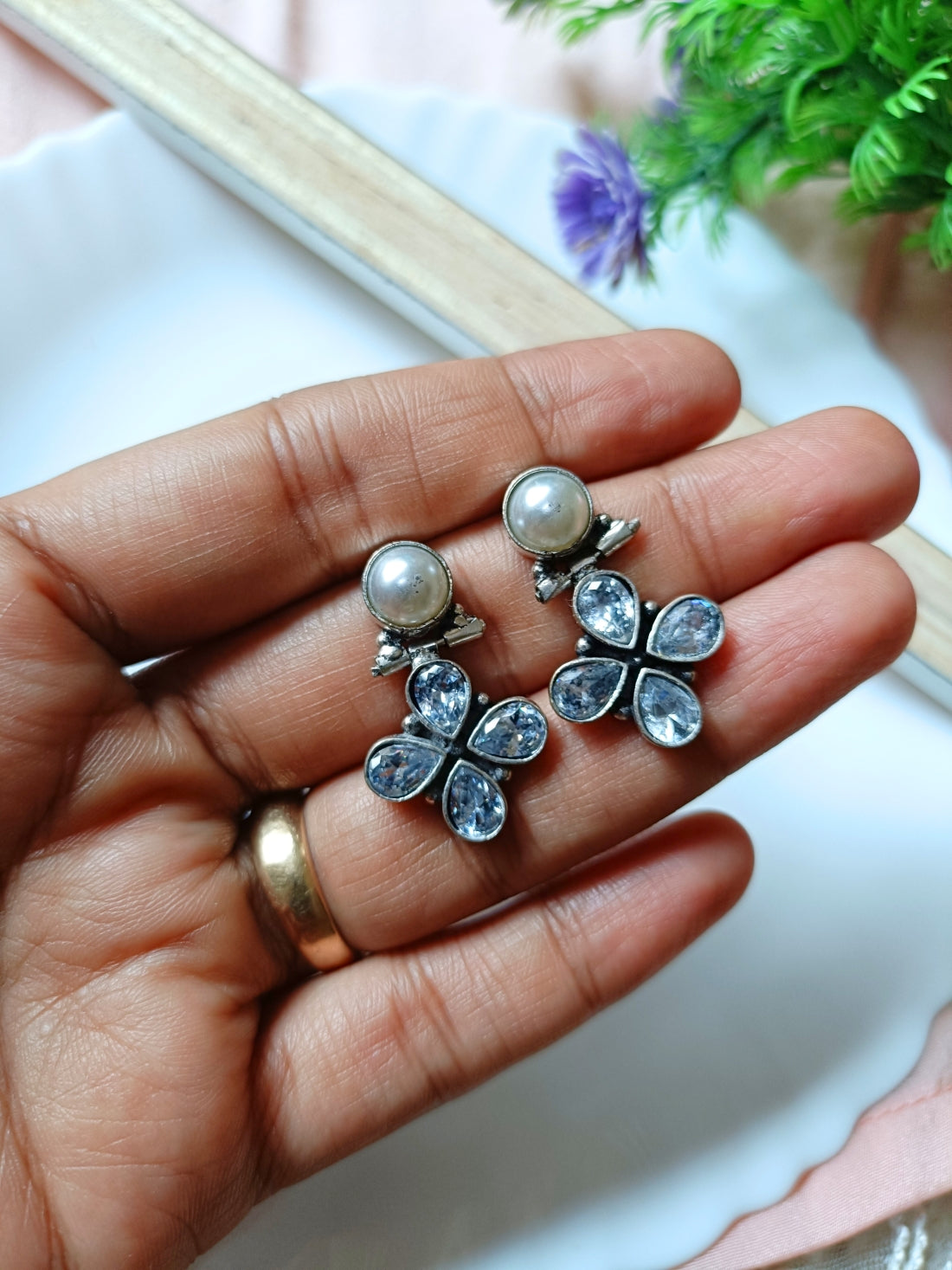 Tiana Stud Earrings
