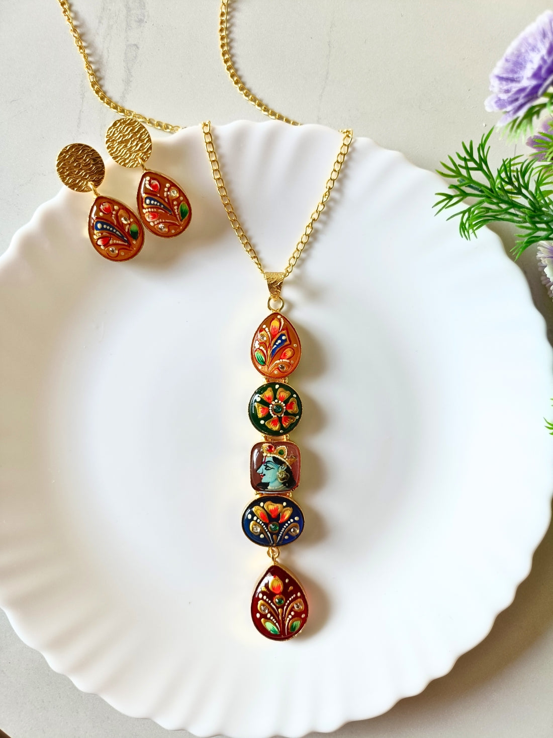 Trinita Tanjore Pendant Set