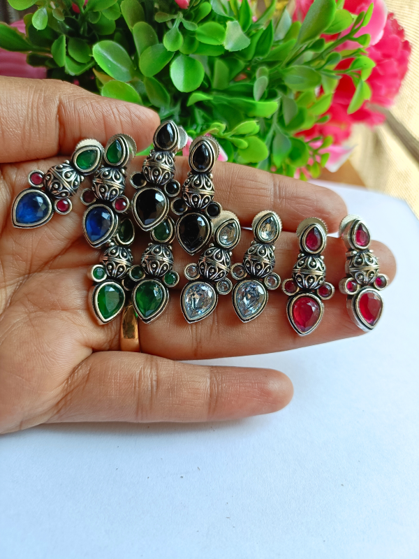 Diti Stud Earrings