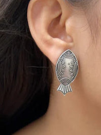 Fish Oxidised Stud