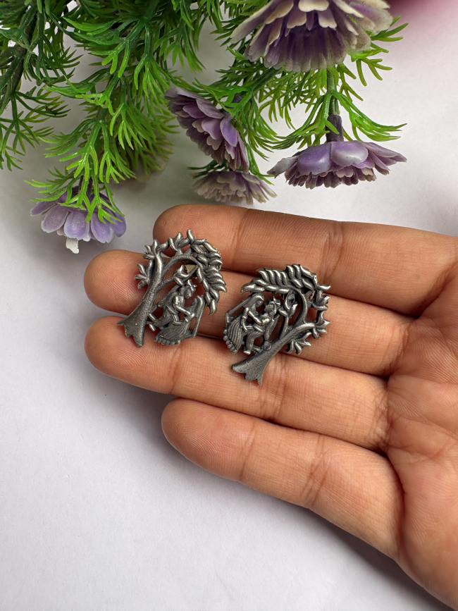 Inaya Oxidised Studs