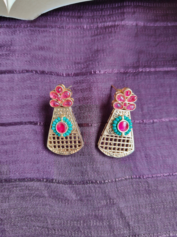 Manreet Panchi Kundan Necklace Set