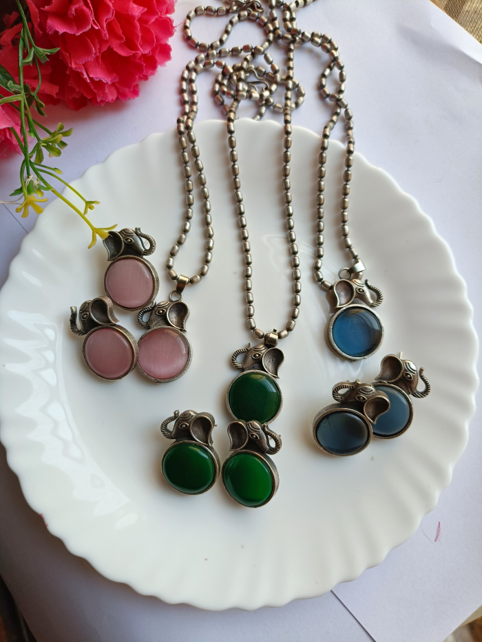Elephant Pendant Set