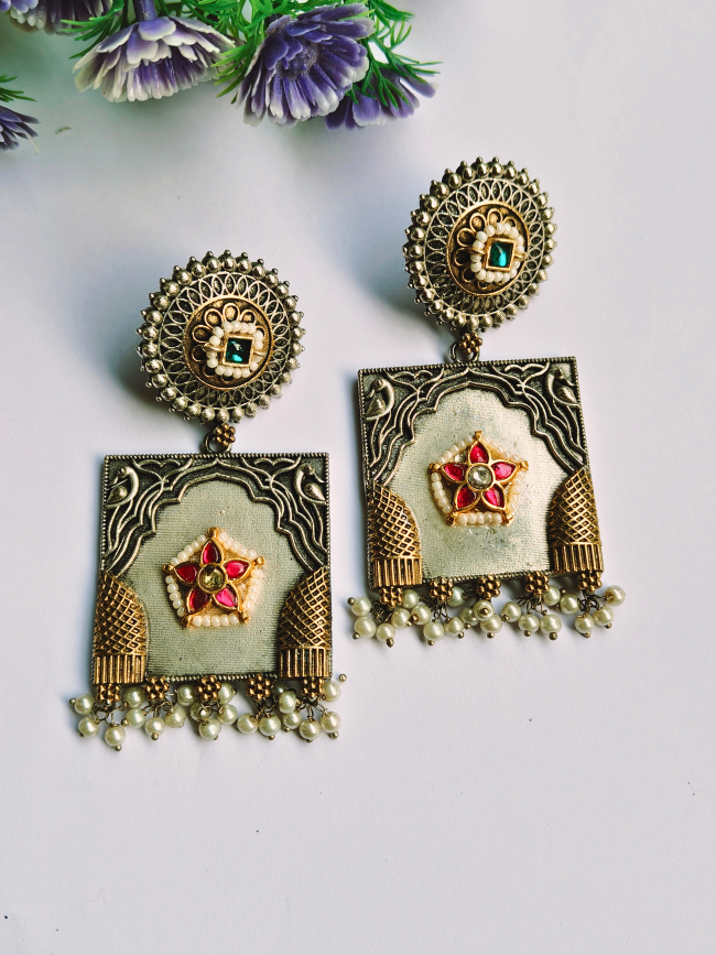 Navina Panchi Kundan Earrings