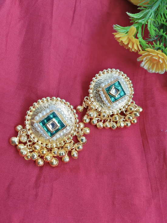 Yamini Golden Kundan Stud Earrings