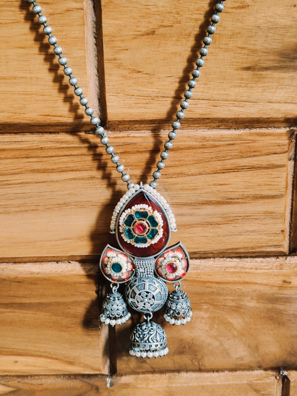 Veeksha Panchi Kundan Pendant Set