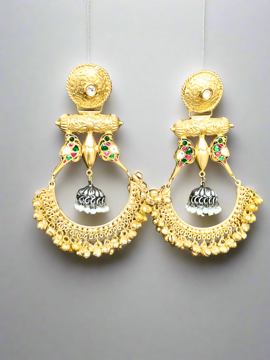 Gold polish earrings