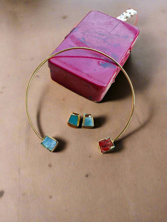 Natural stone Brass Hasli Necklace