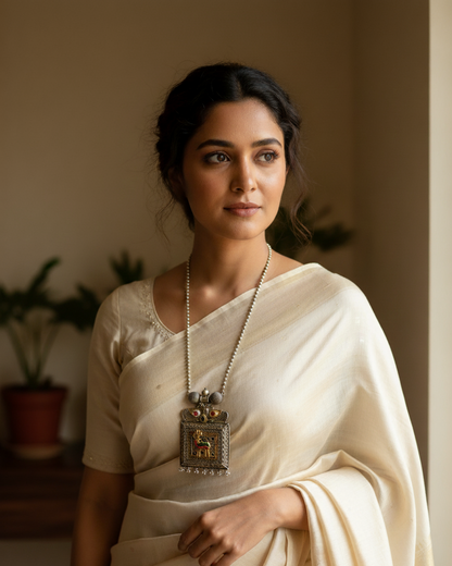 Yashika Panchi Kundan Pendant Set