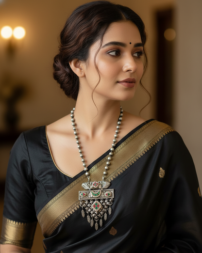 Rama Kundan Pendant Set