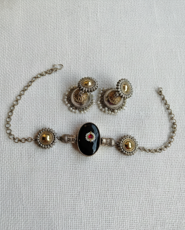 Kriha Panchi Kundan Choker Set