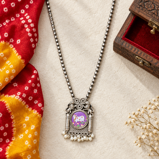 Hand painted Pendnet