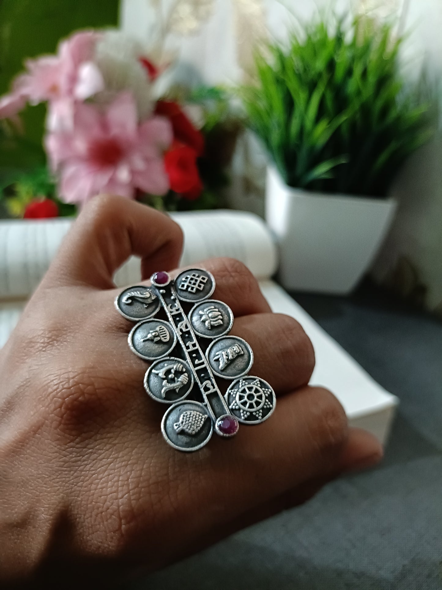 Tahari Ring