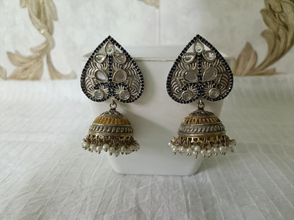 Nehmat DualTone Jhumka