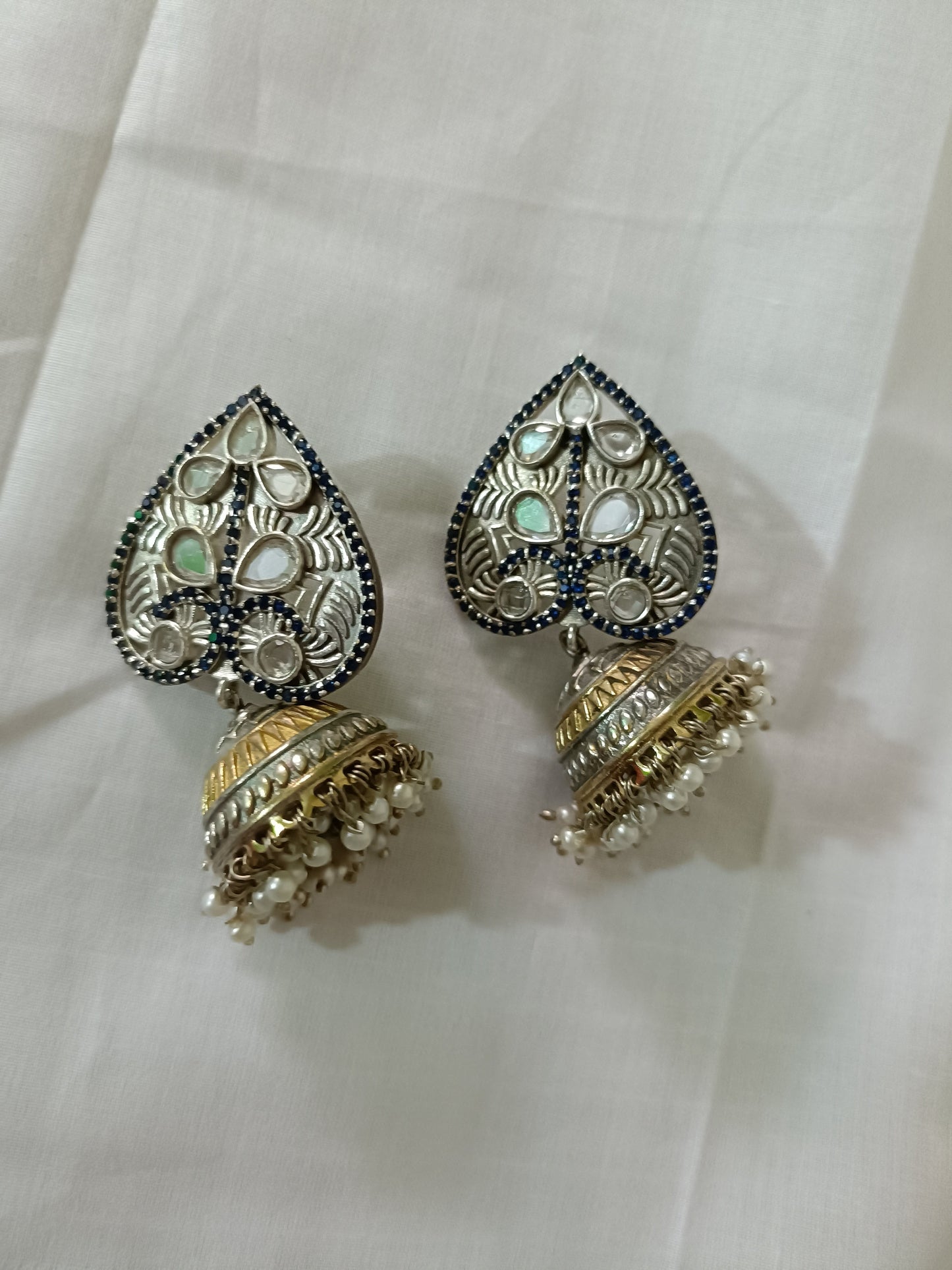 Nehmat DualTone Jhumka