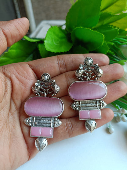 Pratha Pink Earrings