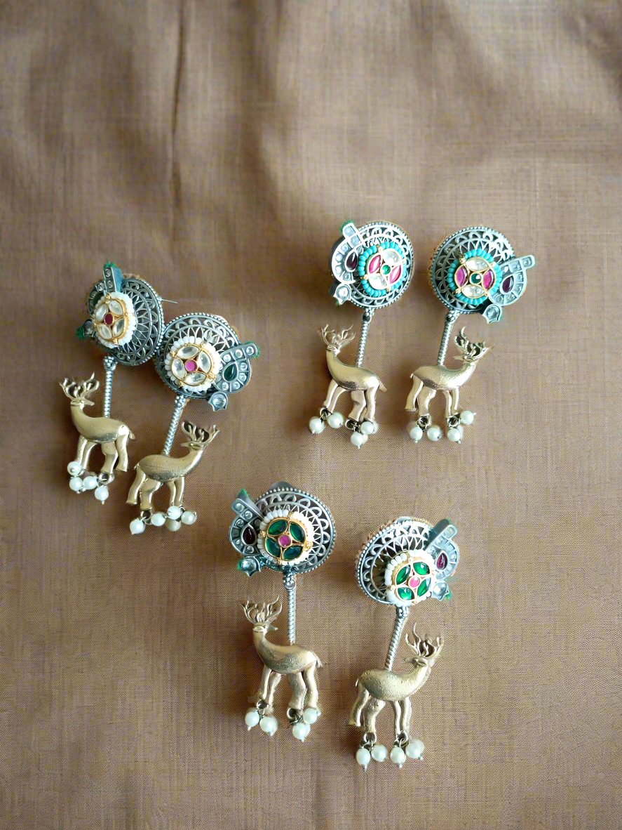 Vaarnika Kundan Earrings