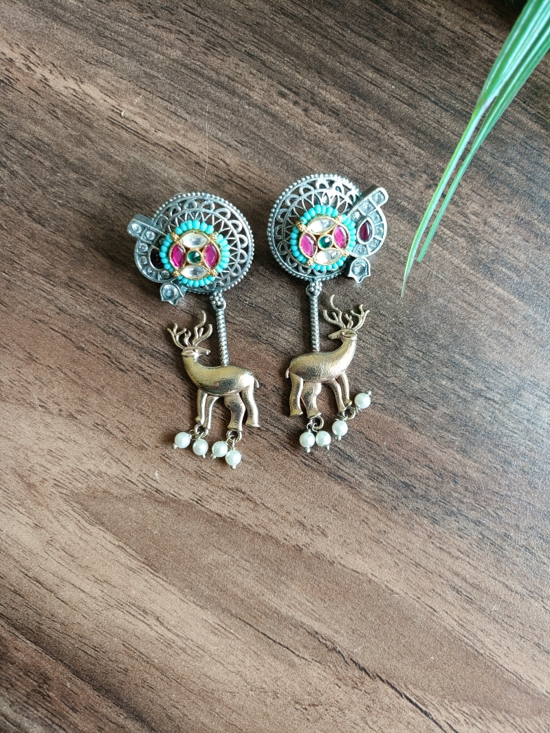 Vaarnika Kundan Earrings