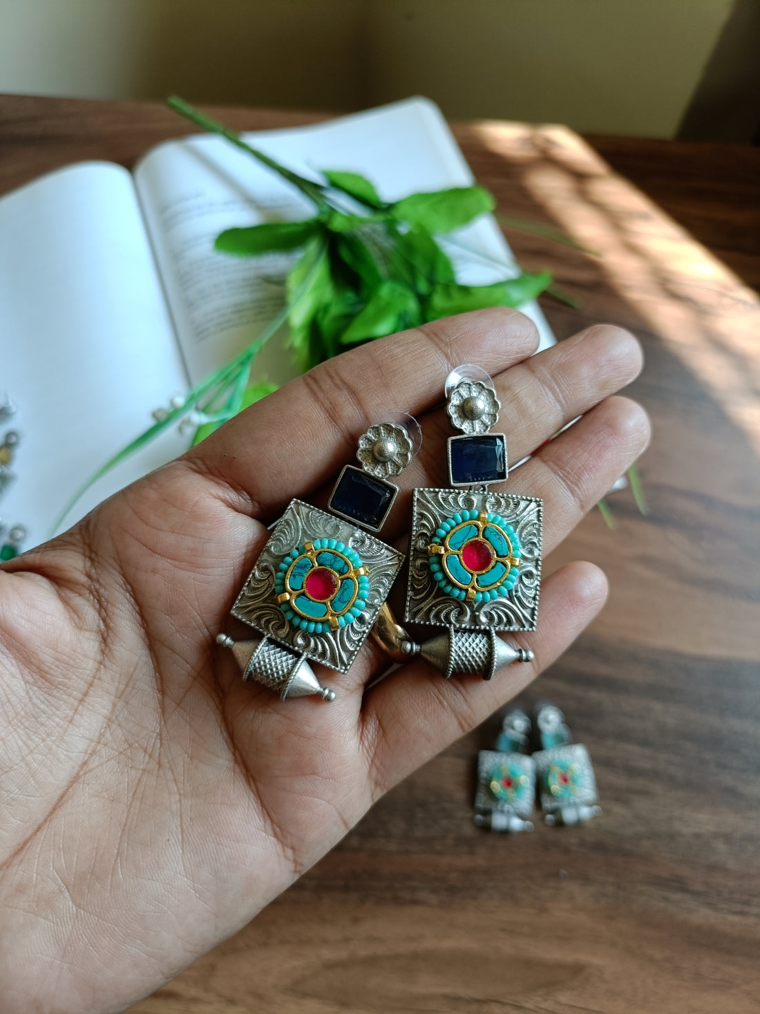 Kalpi Panchi Kundan Earrings