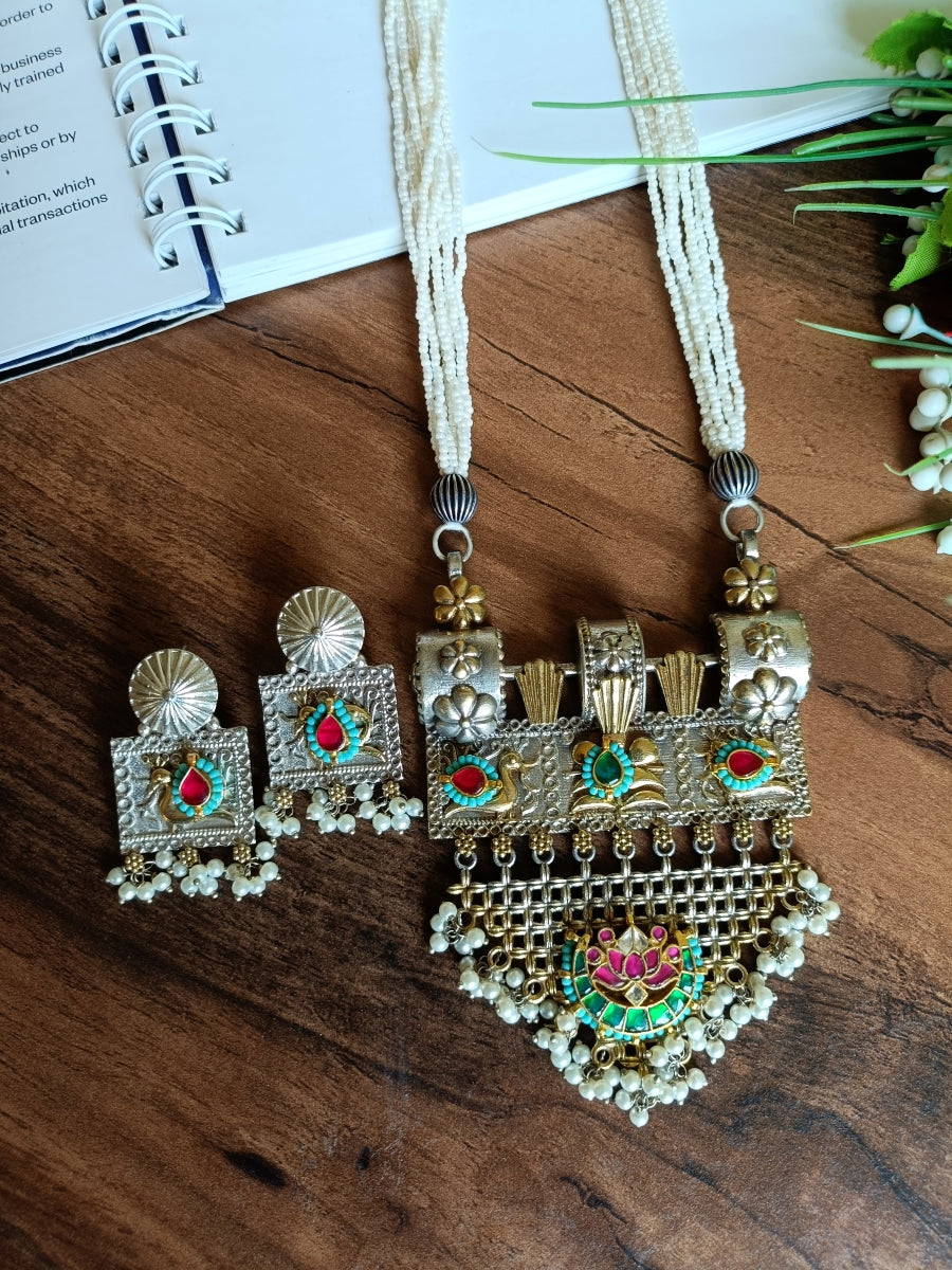 Revati Kundan Pendant Set