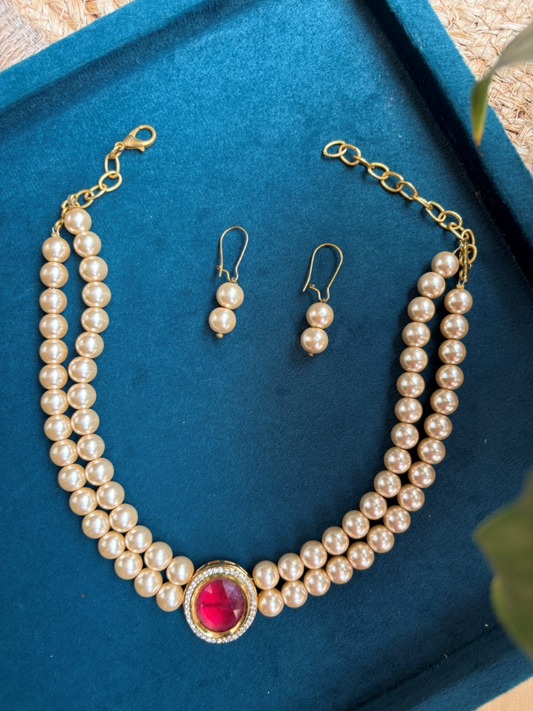 Ira Pearl Kundan Necklace Set