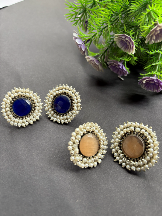 Ahiraa Stud Earrings