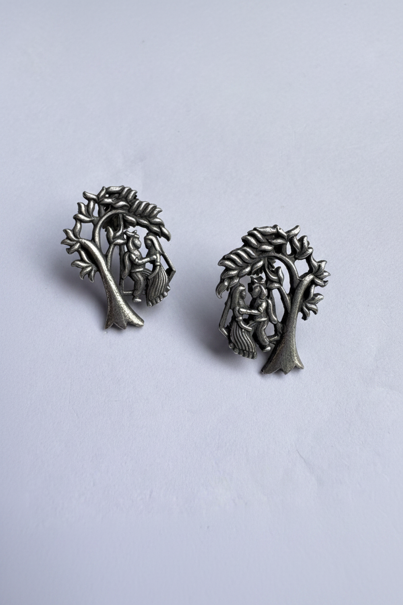 Inaya Oxidised Studs