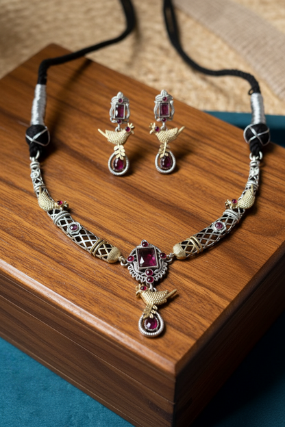 Dual Tone Bird Motif Necklace Set