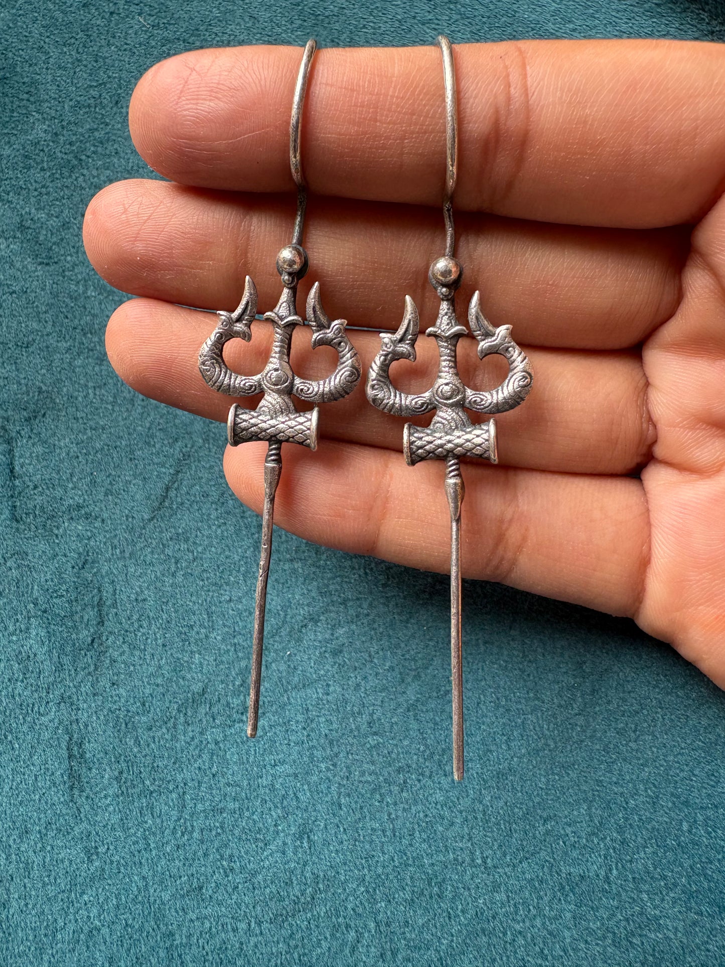 Silver Trishul Needle Earcuff