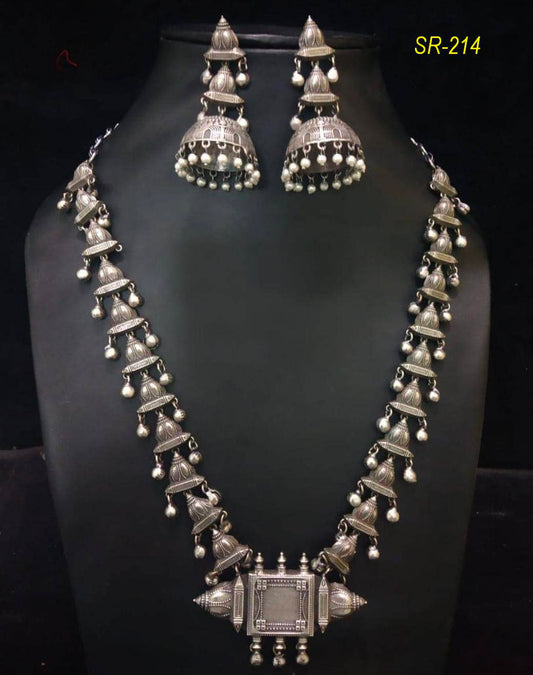 Antique Necklace Set