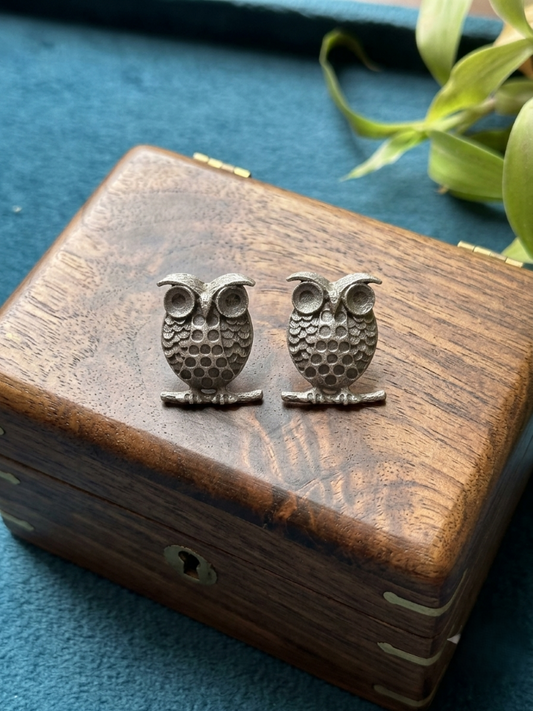 Oxidised stud