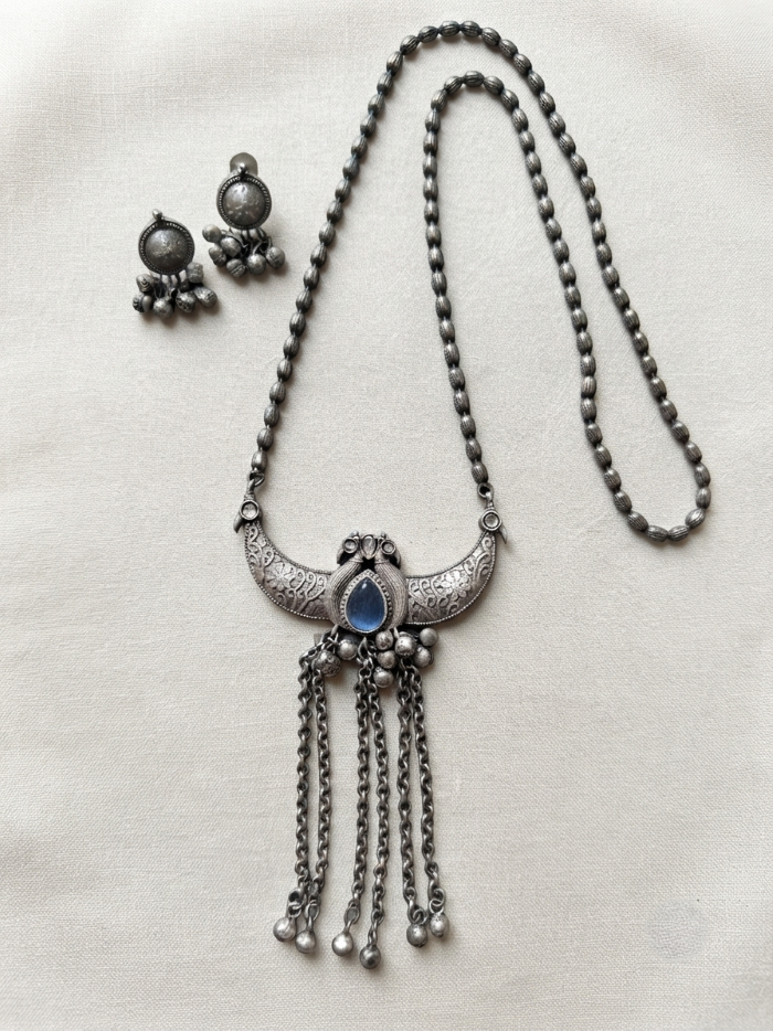 Stone_Pendnet