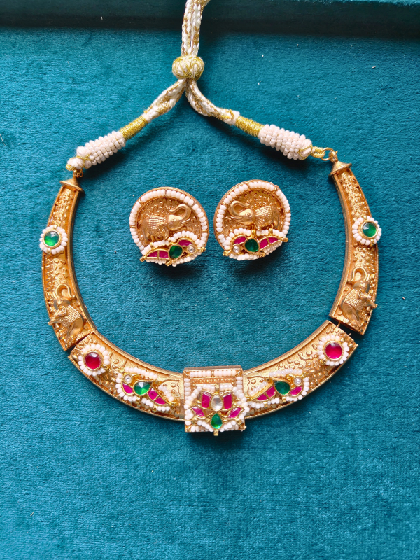 Gajraj Panchi Kundan Hasli Set