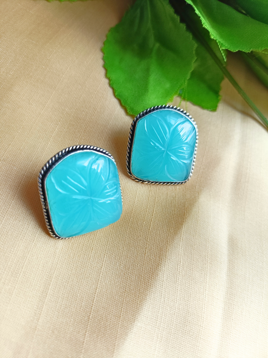 Carving Blue Stud Earrings