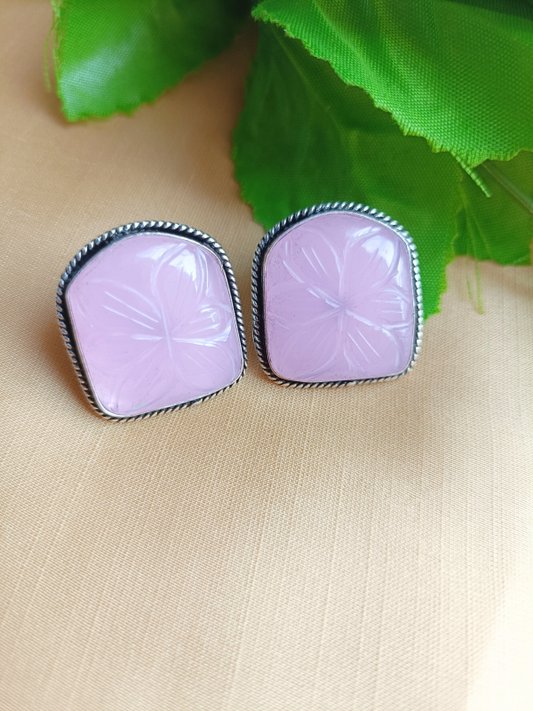 Carving Pink Stud Earrings