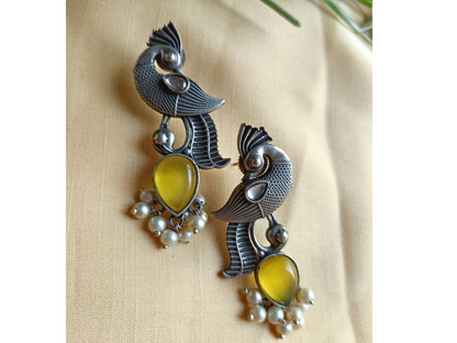 Ada Yallow Earrings