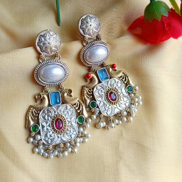 Rani Pearl Dual Tone Earring