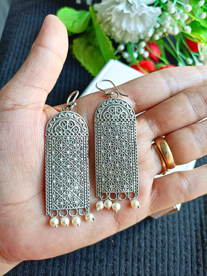 Tishhya Antique Earrings