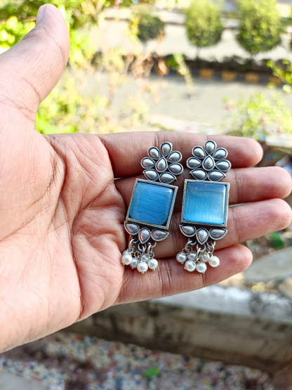 Savi Earrings