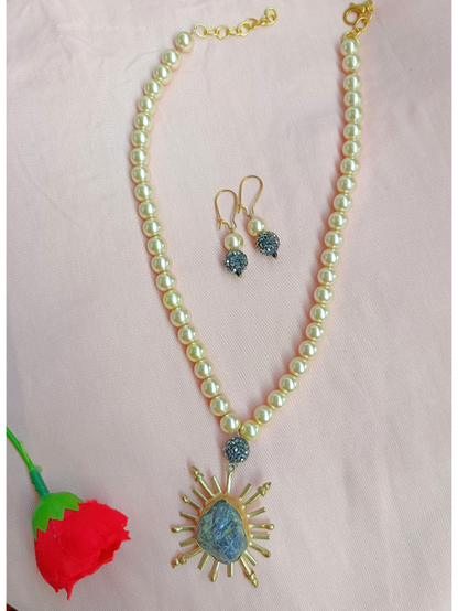 Baruk Pearl Pendant Set