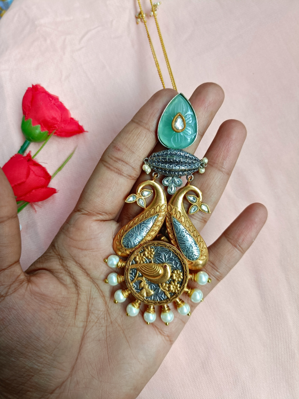 Amrapali Bird Motif Pendant