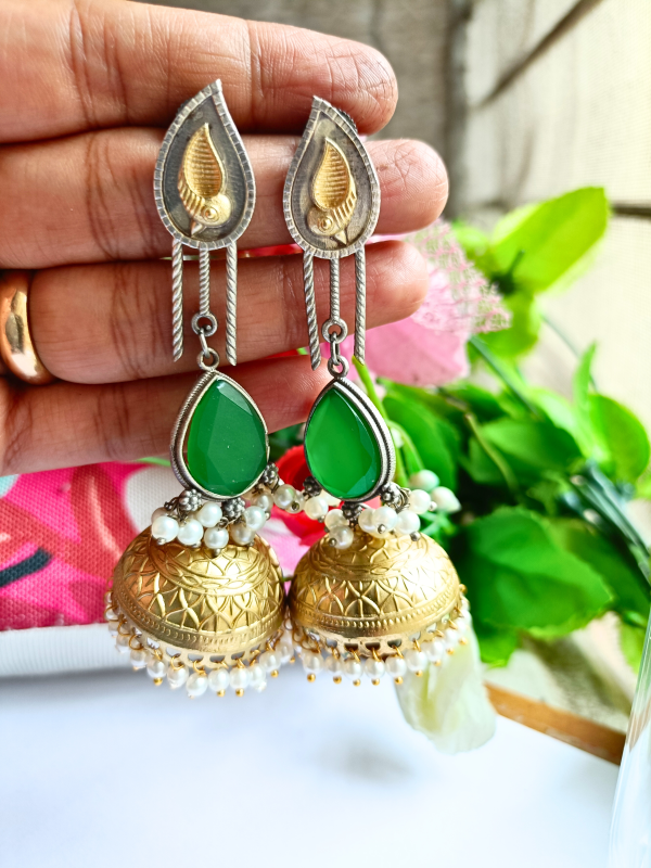 Ruchika Dual Tone Jhumka