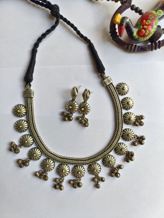 Jagisha Necklace Set