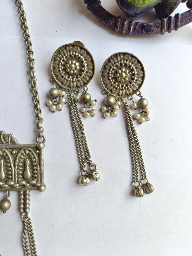 Pranathi Pendant Set