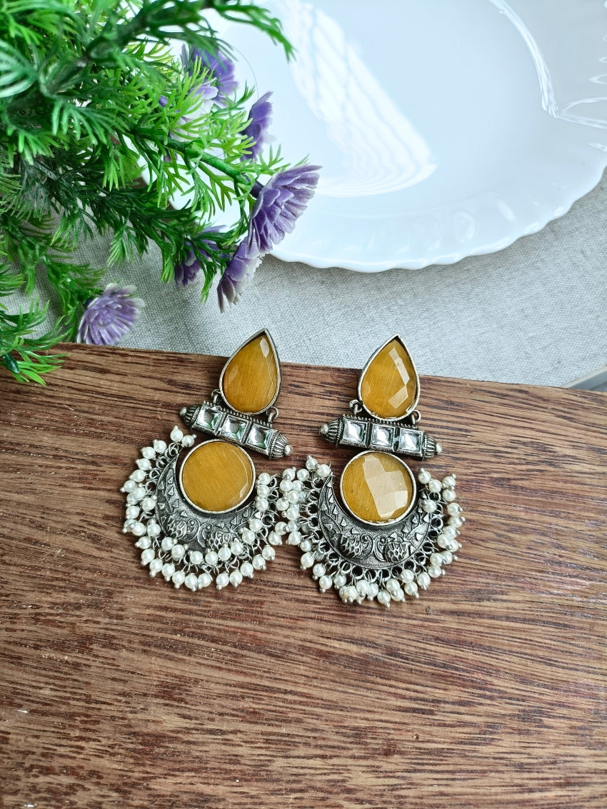 Romi Dangler Earrings