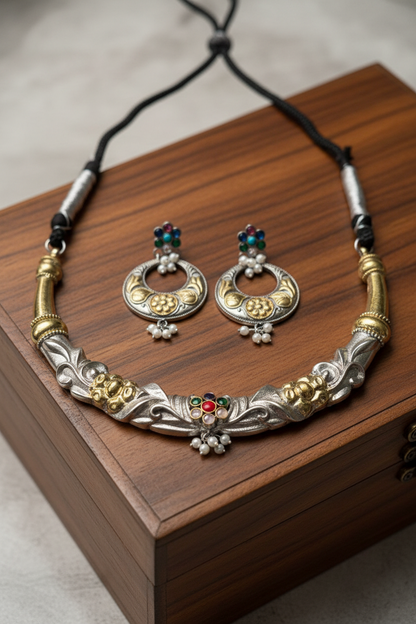 dual_tone_necklace