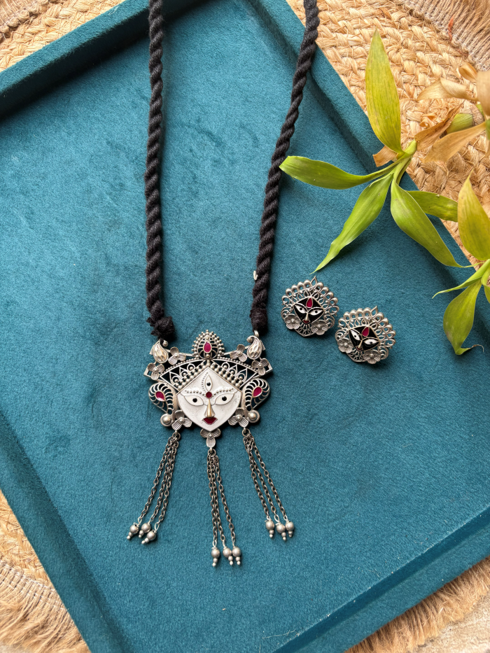 Durga Maa Thread Pendent
