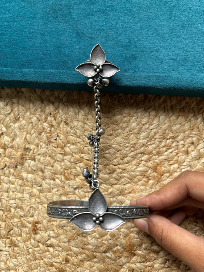 Oxidised Silver Haathphool