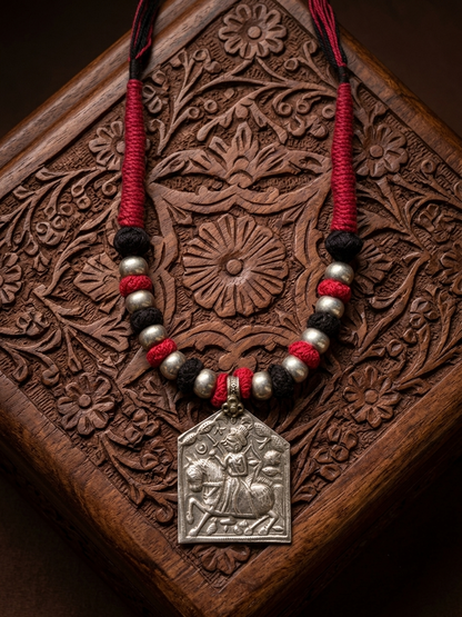 Black-Pink Designer Thread Necklace