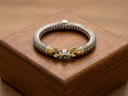 Dual tone kada